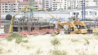 НДСВ иска пълна забрана на строителството край морския бряг