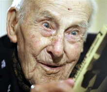 Почина най-възрастният мъж в света 