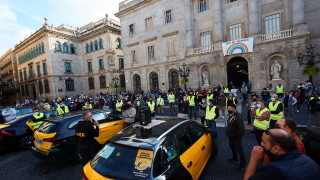 Испанският парламент одобри удължаване с шест месеца на извънредното положение