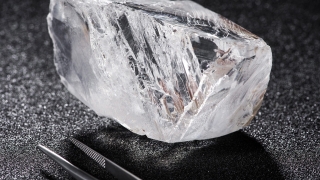 Намериха бял диамант 138,57 карата и с прекрасно качество