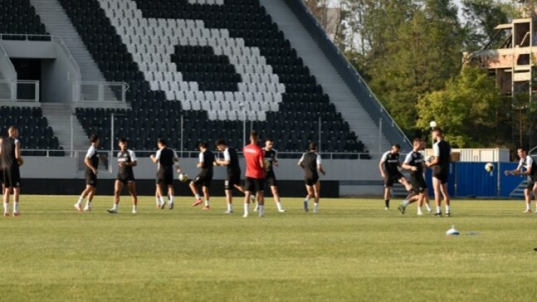 Локо Пловдив без ключови фигури в атака за гостуването на ЦСКА 1948