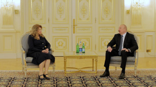 Йотова обсъди с президента на Азербайджан енергийното сътрудничество