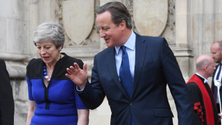 Дейвид Камерън разкри, че е помолил кралицата да окаже влияние на шотландския референдум