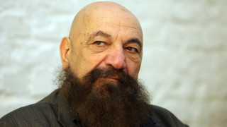 Известният български илюзионист Астор е починал на 78 годишна възраст съобщи