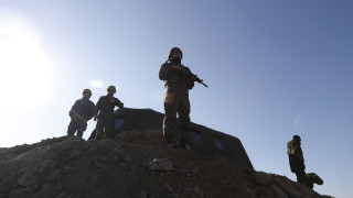 Северна Корея срещу военни маневри