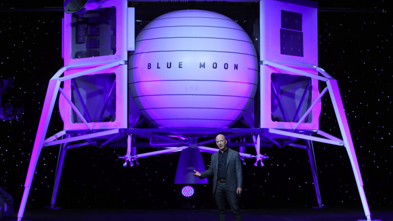 Джеф Безос и луноходът му Blue Moon