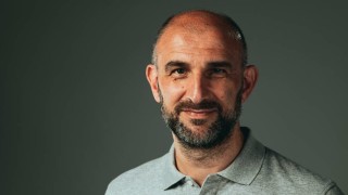 Вицешампионът в Бундеслигата Борусия Дортмунд и доскорошният спортен координатор Славен