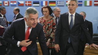 НАТО с официални разговори с Русия преди срещата на върха във Варшава