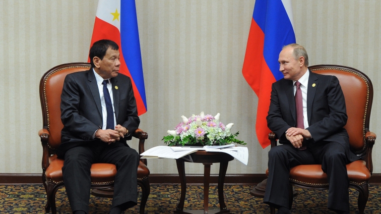 Филипините се сближават с новите си приятели Русия и Китай след разногласията със САЩ