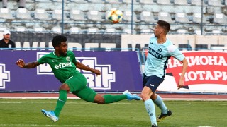 Защитникът на Лудогорец Сисиньо ще бъде на линия за дербито