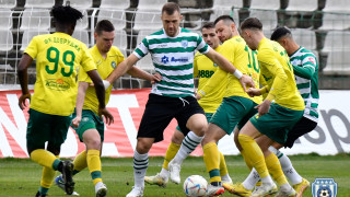 Таранът Атанас Илиев ще остане на пейката на Черно море