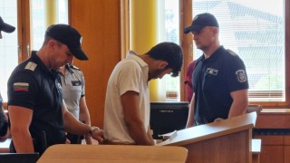 Окръжен съд Бургас остави в ареста с мярка за неотклонение