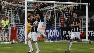 Нападателят на Локомотив Пловдив Димитър Илиев говори на пресконференцията преди