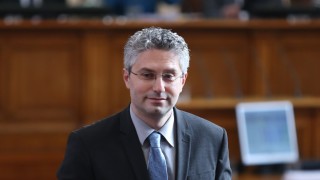 Възраждане има амбицията да създаде свое политическо семейство в бъдещия