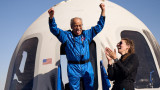 Космически полет за рекорд - Ед Дуайт е най-възрастният австронавт, достигнал “ръба на света”