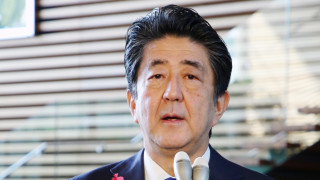 Японският премиер Шиндзо Абе е решен да се срещне с