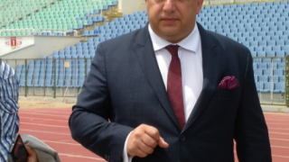 Министър Кралев откри Световното юношеско първенство по шорттрек