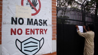 Пакистанският министър на планирането предупреди че хората които не са