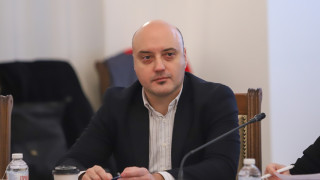 Депутатът от Демократична България Атанас Славов заяви че парламентарната група