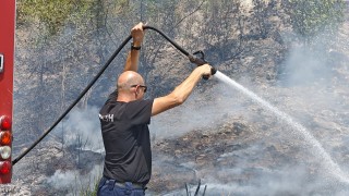Задържаха 18 годишен младеж който е подпалил пожар в покрайнините на