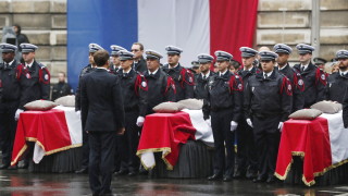 Макрон насъска Франция срещу ислямистката хидра