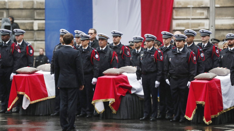 Франция се нуждае от бдително общество в борбата срещу ислямистката