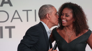 Барак и Мишел Обама продължават да са се сред любимите