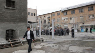 Служителите в затворите призоваха управниците да не разединяват съсловията