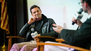 Твърди се че Хю Джакман се готви да издаде нов