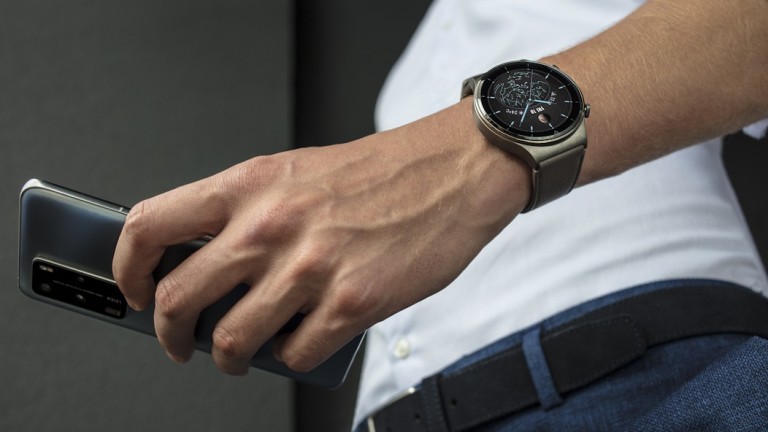 Huawei расте най-бързо при умните часовници