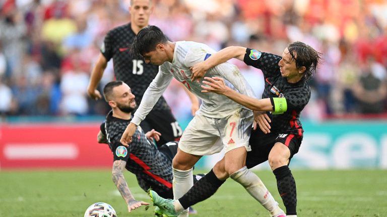 Нападателят на испанския национален отбор Алваро Мората е наясно защо