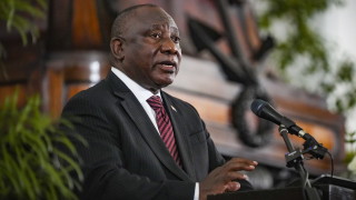 Правителството на Южна Африка е получило сигнали за бедстващи 17