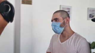 Психично болен и наркозависим е нападателят с нож от Бургас