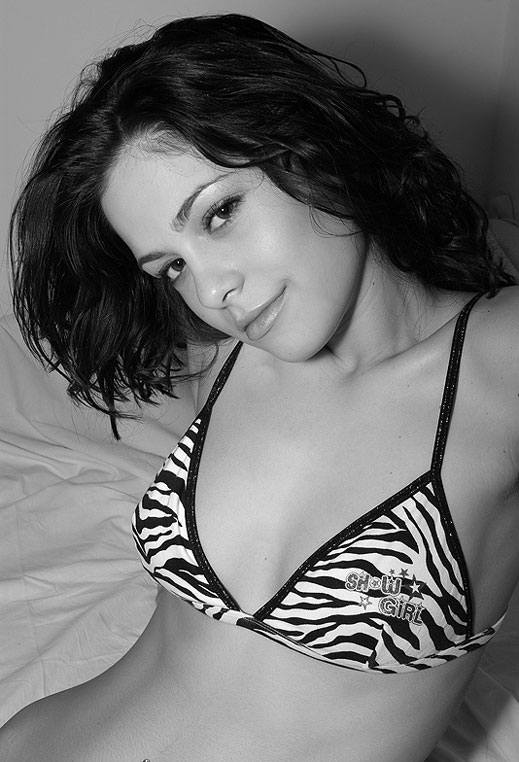 Радио FM+ избра най-красивата българка