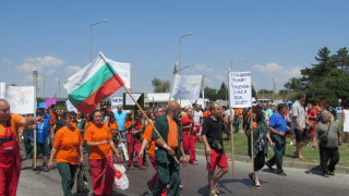 Служителите в "Дунарит" искат обратно Кръстьо Кръстев в ръководството