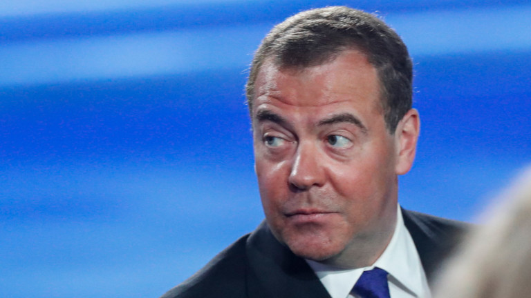 Заместник-председателят на Съвета за сигурност на Русия Дмитрий Медведев предупреди