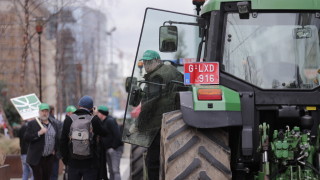 Полски фермери блокираха два гранични пункта с Германия в понеделник