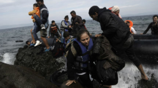 Рекордните 48 000 мигранти влезли в Гърция само за 5 дни  
