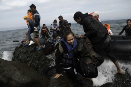 Нова трагедия с бежанци в Егейско море 