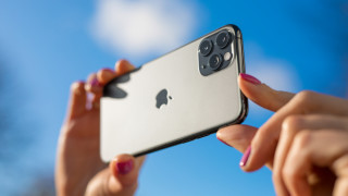 4 от 5 телефона в премиум сегмента са iPhone