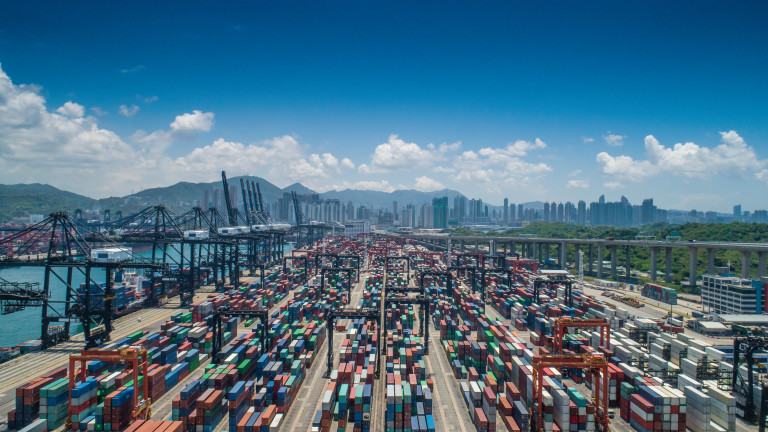 Търговията на дребно в Китай отбеляза първи растеж от началото на годината