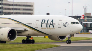 Пътник на полет от Великобритания до Пакистан предизвика сериозни закъснения