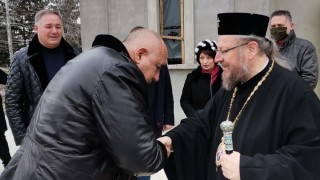 Борисов в Разград: Строим нови църкви и джамии