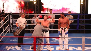 Кристиян Дойчев победи с единодушно решение Жан Пол Жако във