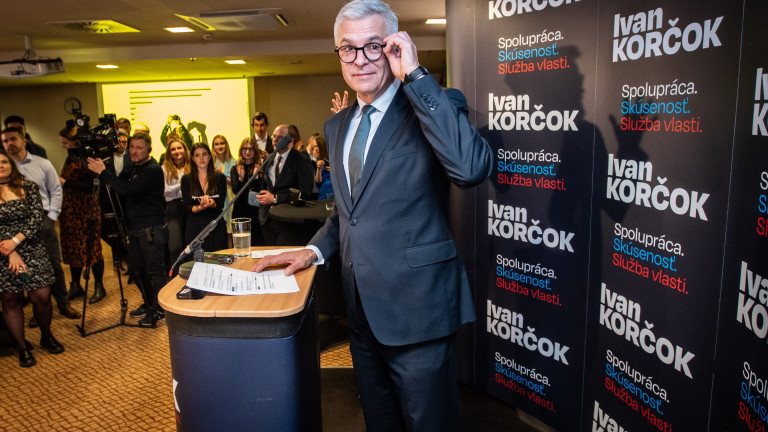 Проевропейският бивш словашки външен министър Иван Корчок постигна изненадваща победа
