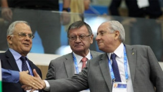 Президентът на световната волейболна федерация ФИВБ бразилецът Ари де Граса