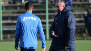 Треньорът на Левски Станимир Стоилов все повече залага и