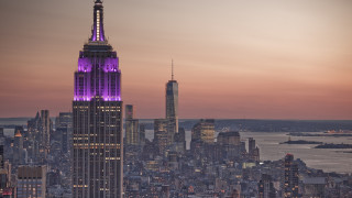 Да пребиваваш зад граница има своите плюсове но често цената