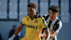 Локомотив Пловдив - Ботев Пловдив 1:1, срещата е временно прекратена