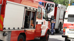 Пожар избухна до бензиностанция и ТЕЦ- София
